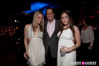 alexis feldman in Cancer Research Institute Young Philanthropists “Night in White”
