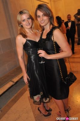 brooke azcuy in Frick Collection Spring Party for Fellows