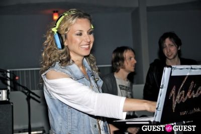 dj valida in Paper Magazine's 14th Annual Beautiful People Party.