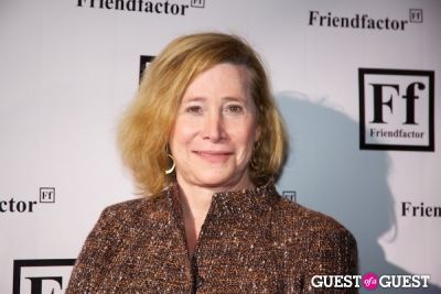 dana beyer in Chelsea Clinton Co-Hosts: Friendfactor