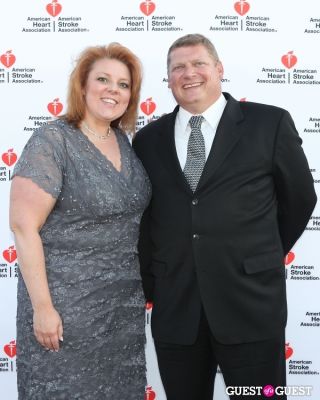debra and-charles-keller in American Heart Association Heart Ball 2013