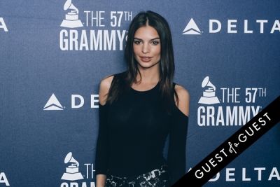 emily ratajkowski in Delta Air Lines Kicks Off GRAMMY Weekend With Private Performance By Charli XCX & DJ Set By Questlove