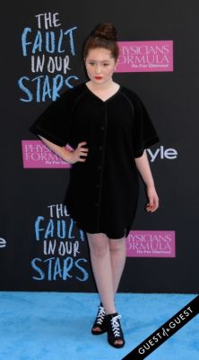 emma kenney in The Fault In Our Stars Premiere