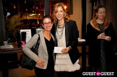 erin lyons in Sip with Socialites November Happy Hour