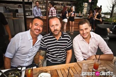 hector longoria in Sunset Brunch Club at STK Rooftop