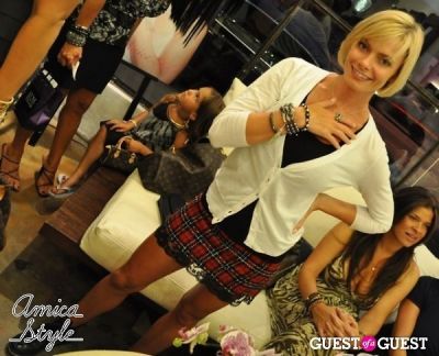 jaime pressly in Amica Style Trunk Show