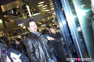 jamie kennedy in Kenneth Cole Santa Monica Opening With Live Performance By Taio Cruz