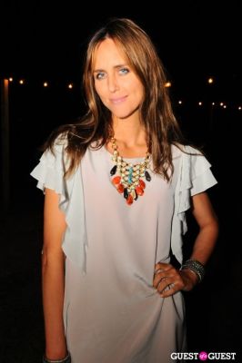 jennifer dixon in Guest of a Guest and Curbed Hamptons Celebrate MTK Endless Summer