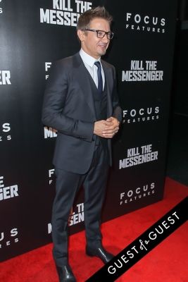 jeremy renner in Kill The Messenger Movie Premiere