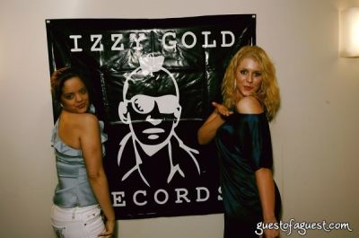 jessica lynn-miska in Izzy Gold Records Grand Opening  