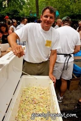 jimmy hagood--food-for-the-southern-soul- in Snapple Big Apple Barbecue Block Party