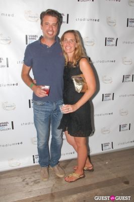 joe and-jeannette-floto in Vogelsang Gallery After- Hamptons Fair Cocktail Party
