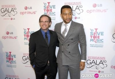 john legend in VH1 SAVE THE MUSIC FOUNDATION 2010 GALA