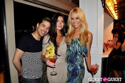 britt mchenry in Summer Cocktail Party With Gilt City