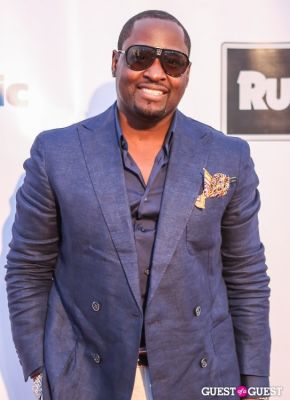 johnny gill in The 4th Annual 
