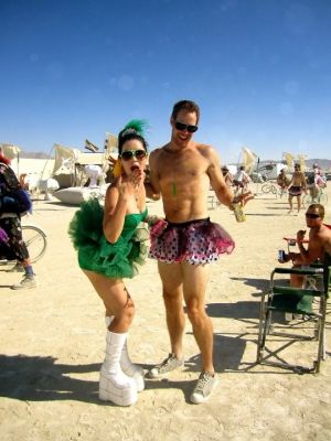 julia allison in Julia Allison Does Burning Man