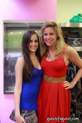 kelli brooke-tomashoff in Sip & Shop for a Cause benefitting Dress for Success