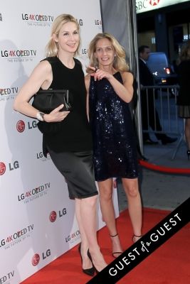 kelly rutherford in LG the Art of the Pixel