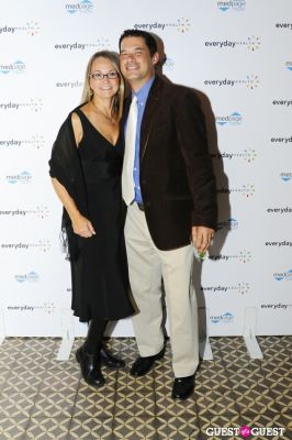 jon stern in The 2013 Everyday Health Annual Party