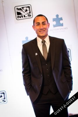 luis robles in Score for a Cure