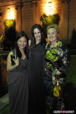 megan dempsey in Frick Collection Spring Party for Fellows