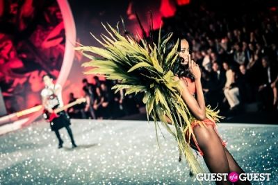 maria borges in Victoria's Secret Fashion Show 2013