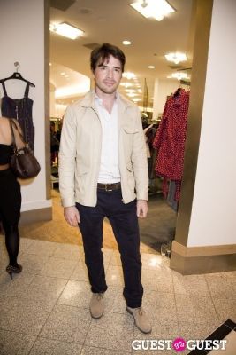 matthew settle in Alice and Olivia Opening
