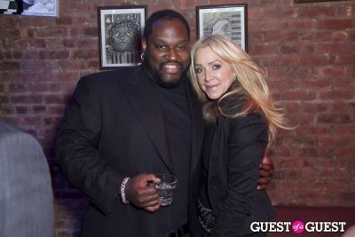 mo vaughn in Anna Rothschild's Holiday Party @ Velour