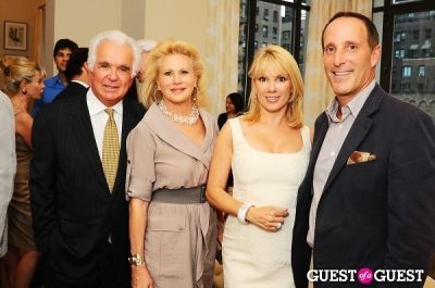ramona singer in Greystone Development 180th East 93rd Street Host The Party For The American Cancer Society