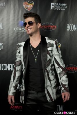 robin thicke in Los Angeles Confidential Grammy Party With Robin Thicke - Arrivals