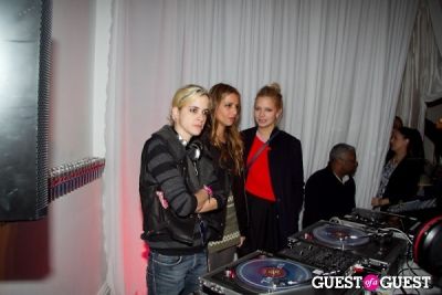 annabelle dexter-jones in Charlotte Ronson Fall 2011 Afterparty