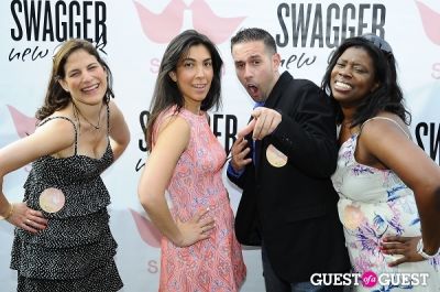 sara walker-santana in Swoon x Swagger Present 'Bachelor & Girl of Summer' Party