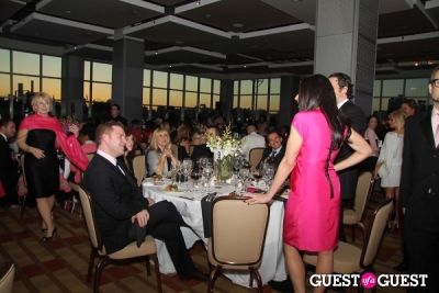 stacy london in American Cancer Society's Pink & Black Tie Gala