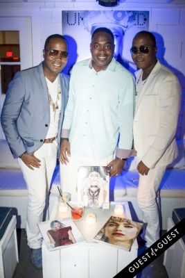 the von-boozier-twins in The Untitled Magazine Hamptons Summer Party Hosted By Indira Cesarine & Phillip Bloch