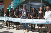 Just Weaves By Just Extensions Opens Up Its First Premium Weaving Installation Store In Inglewood, California #12
