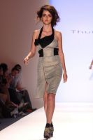 Thuy Fashion Show #21