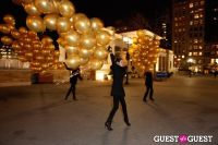 MARTINI “LET’S GO” SPLASHING THE NYC SKY WITH GOLD BALLOONS #45