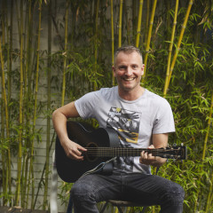 You Should Know: Joe Sumner