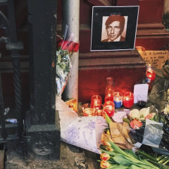 Pay Your Respects To Leonard Cohen At The Chelsea Hotel