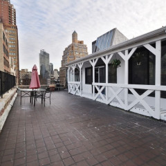 Rent This Tiny Farmhouse Hidden On A NYC Rooftop
