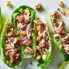 We're Obsessed With These Healthy(ish) Chicken Caesar Salad Wraps
