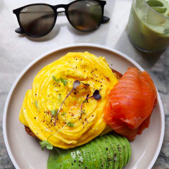 Good Thanks Cafe: The Lower East Side's Healthiest, Most Insta-Worthy New Brunch Spot