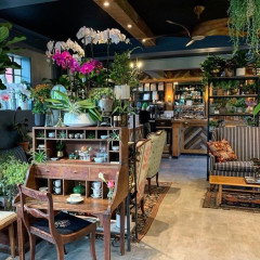Part Cafe, Part Florist: Rosecrans Is The Dreamy New Spot We Always Knew We Wanted