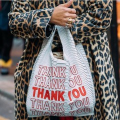6 Reusable Bodega-Style Bags For People Who Don't Like Plastic (Or Change)