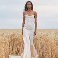 Jacquemus Once Again Turns Its Fashion Show Into A Natural Work Of Art