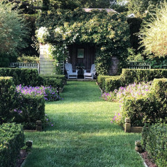 Care To Take A Tour Of Ina Garten's East Hampton Garden?