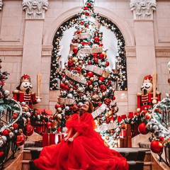 The Most Glittering, Glamorous Holiday Décor To Instagram In NYC