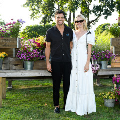 Nordstrom & Rickie De Sole Host A Dreamy, Flower-Filled Farm Dinner At Amber Waves
