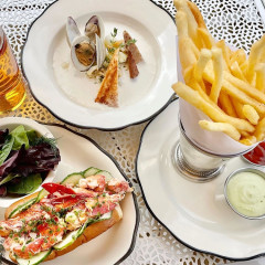 Pretend It's Still Summer With Lobster Rolls & More At This New Waterfront Spot In Brooklyn