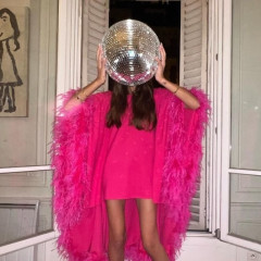 The Absolute Best Holiday Gifts To Buy: The Ultimate Party Girl